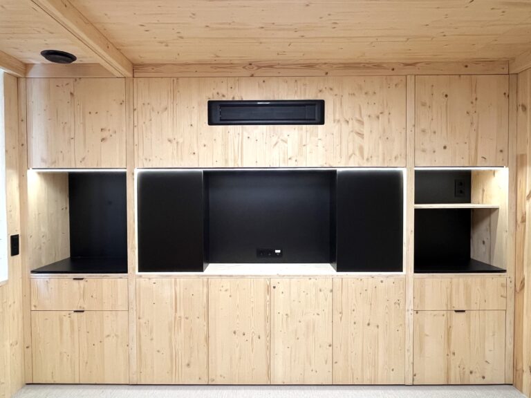 interior-minimal-suites-minimal-metro7 (6)