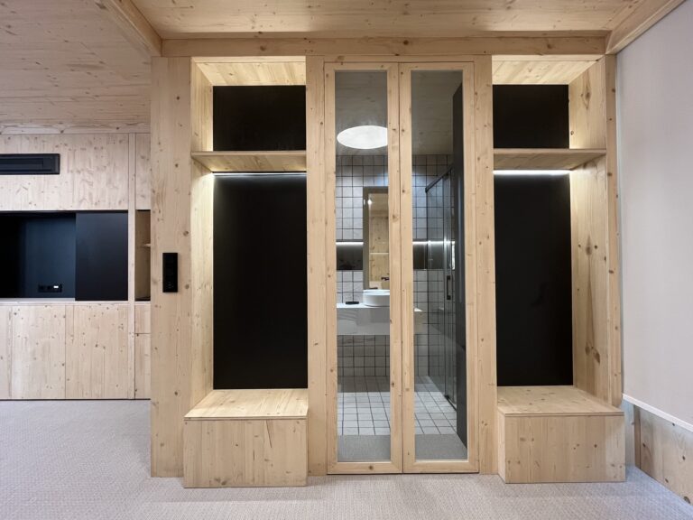 interior-minimal-suites-minimal-metro7 (8)